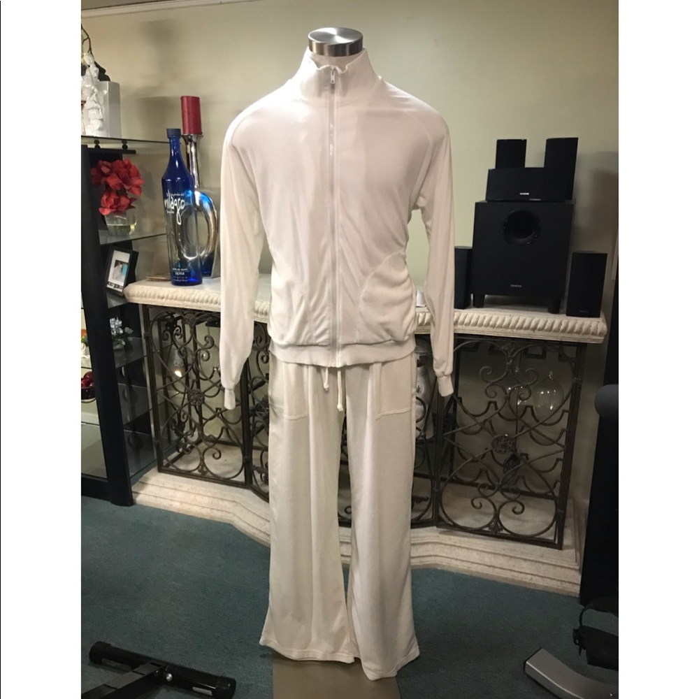 UNDERGEAR 2 PIECE LOUNGE SET XL NEW - NO TAGS